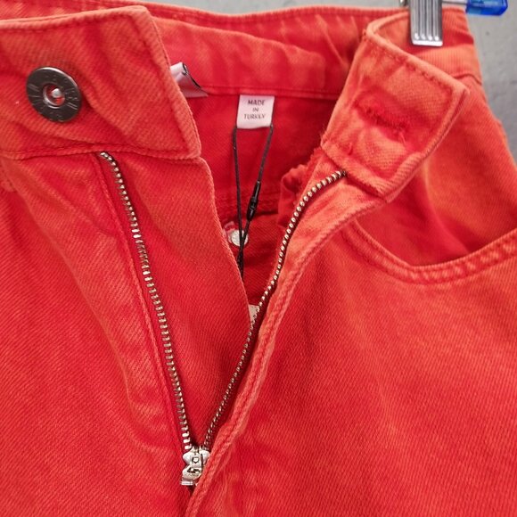 The Ragged Priest Butt Cut Mom Jeans Women's 26 Red Orange Cougar Torn Crop NEW - Picture 10 of 16